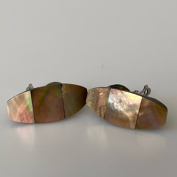 Vintage Clips Earrings Chunky Textured MOP Statement Artisan Repurposed Unique - Picture 7 of 7